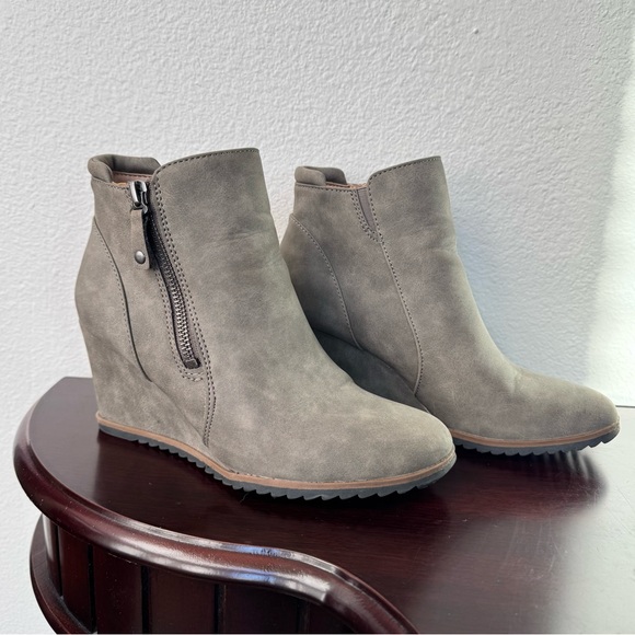 Soul Naturalizer Haley booties light gray size 6.5 🩶🩶 - Picture 5 of 12